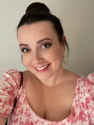 Mezzo soprano Rachel Shukan sings a free program of music by women composers at Hancock Church.