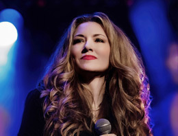 Mandy Barnett Sings Burt Bacharach