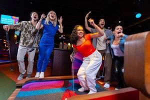 Spring Break Staycations are on Par at Puttshack Miami