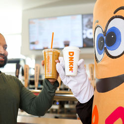 Sandy Springs Dunkin’® Celebrates Grand Re-Opening with Five Days of Deals & Free Coffee Giveaway