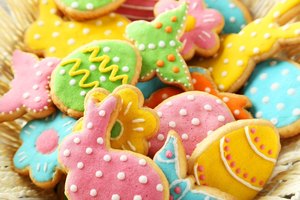J House Greenwich to Host Easter Cookie Decorating Event