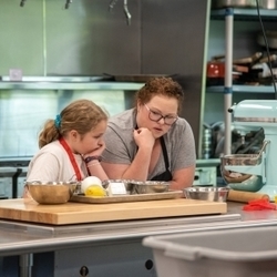 Kitchen Magician! Mystery Dinner with Chicken Cooking Class for Ages 9-12 w/Adult