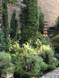 Old Town Alexandria’s Annual Spring Home and Garden Tour Showcases Historic Homes with Storied Pasts