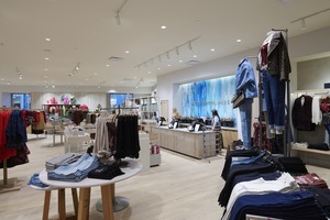 Denim Recycling at FlatIron Crossing