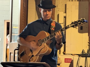 Blue Cashmere Music -- Concert