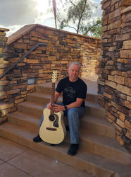 Live Music in Downtown Phoenix Arizona featuring Eddie Unplugged  at Barrel & Bushel at Hyatt Regen