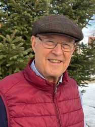 Local Author - James Elsener.  "Siren's in the Loop"  A HISTORY OF THE CITY NEWS BUREAU OF CHICAGO