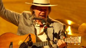 NEIL YOUNG: HEART OF GOLD (2006)