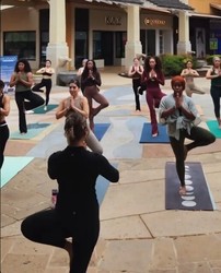 The Shops at La Cantera Hosts Free Weekly Sunset Yoga in May to Support Mental Wellness