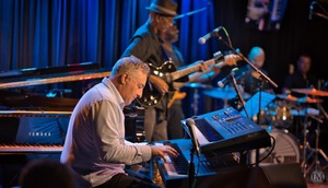 Alex Bugnon, World Renowned Jazz Pianist