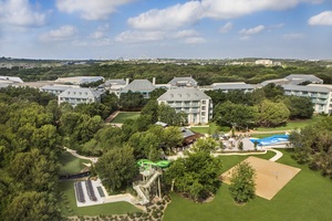 Mother’s Day Brunch at Hyatt Regency Hill Country