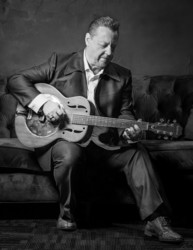 Crossroads - The Ultimate Eric Clapton Tribute
