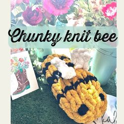 Chunky Knit Bumble Bee