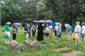 Victorian Woman In Mourning Tour at Vale Cemetery