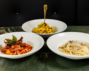 Celebrate Mother’s Day at Roman Wolves