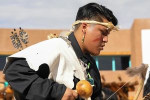 Howeya Family Traditional Dance Group (Pueblo of Acoma)