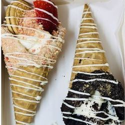 Cheesecake Cones: A Triple-Dessert Treat! Baking Class for Ages 16+