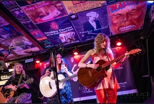 Josephine Eve Live at Roots Seasonal Cuisine