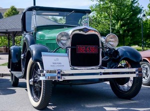 Downtown Naperville Vintage Car Show