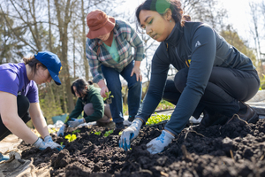 Block to Block with Tito's Handmade Vodka: Community Volunteer Day