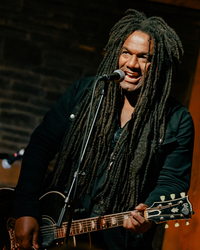 Jeffrey Gaines w/Dylan Zangwill @ Thorn Alley Stage at GoggleWorks