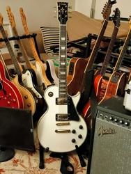 Summer Showcase Guitar Show