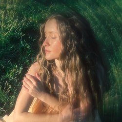 Ruby Mac and Mary McAvoy Perform Live at Sakonnet Vineyard