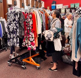Dress For Success Oregon’s Summer Closet Sale