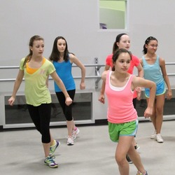 Teen Hip Hop Dance Workshop (Ages 11-14)