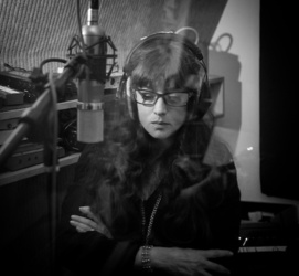 Roberta Donnay & the Prohibition Mob perform at Keys Jazz Bistro