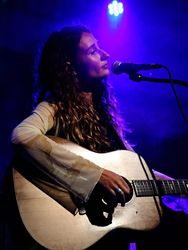 The Ruby Hotel & Bar Hosts Live Music Saturday Featuring Angelyn
