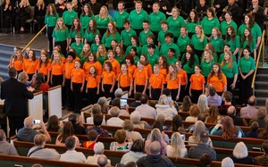 Viva Voices Choral Organization