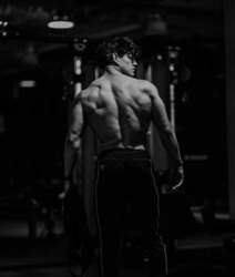 Best SARMs For Cutting: Complete 2026 Guide to Losing Fat While Preserving Muscle