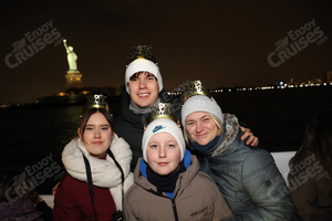 New Year's Eve Family Friendly NYC Fireworks Cruise with All-Inclusive Drinks, Buffet, DJ - NYE 2027