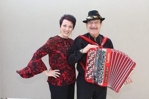 Mary Mancini & Mario Tacca Perform Live at Rini's in Elmsford