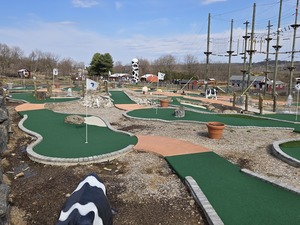Hellerick's Barnyard Mini Golf Championship Tournament