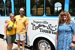 Historic Trolley Tour of Naperville!