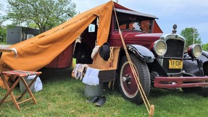 Time Travelers: Family Vacation