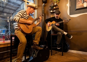 Live Jazz Feat. Featuring Daniel King & Keith Dudinski