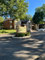 YARD SALE - Barrington Square Condo Community