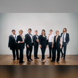 VOCES8