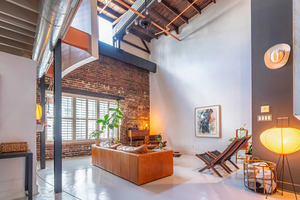 Castleberry Loft Tour & Wine Tasting
