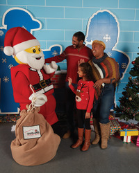 Holiday Bricktacular
