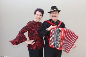 Mary Mancini & Mario Tacca Perform Live at Rini's in Elmsford