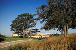 MIDWEST MODERN – The Work of Freese Architecture