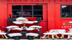 Santa Sunday at Beechwood Holiday Market
