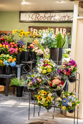 Robertson’s Flowers & Events at The Concourse at Comcast Center