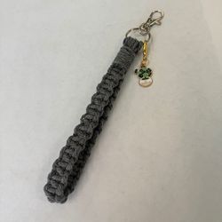 CRAFTY WEDNESDAYS AT ONE HORSE TAPHOUSE - MACRAME KEY CHAIN!