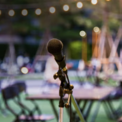 Live Music Saturdays at Philadelphia Premium Outlets!