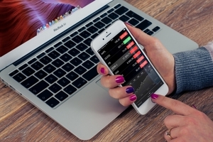 Women & Money Roundtable Series, How to Make Sense of Today's Financial Markets (on Zoom)